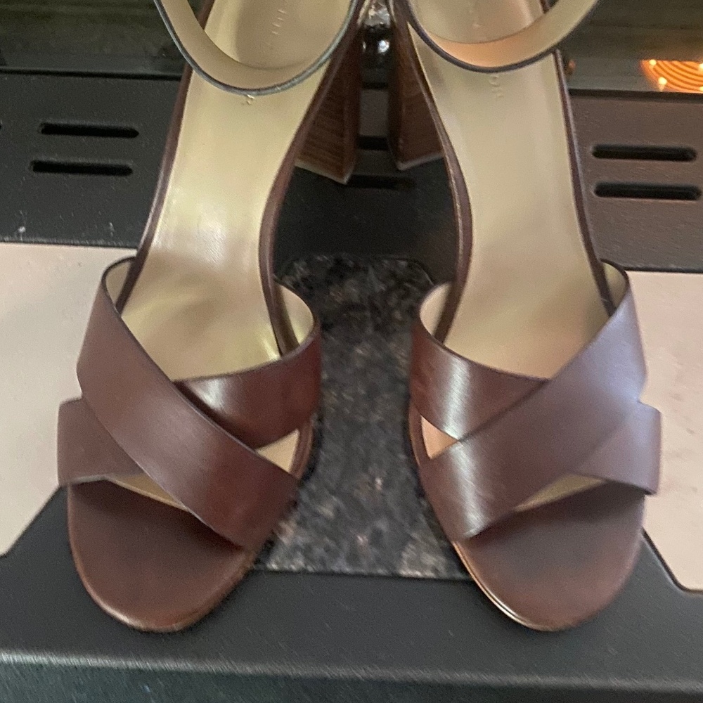 Ann Taylor Brown All Leather Gigi Block Heel Slingback Heel Women 9M